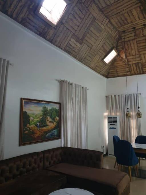 Stylish House With Free Parking And Outdoor Pool Villa Abuja Exterior photo